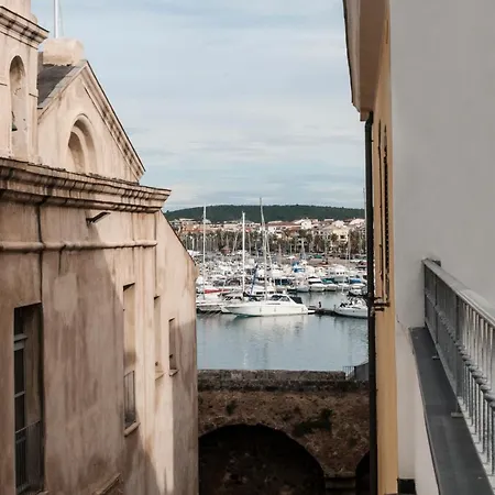 Santa Chiara - Il Milese Πανσιόν 2*